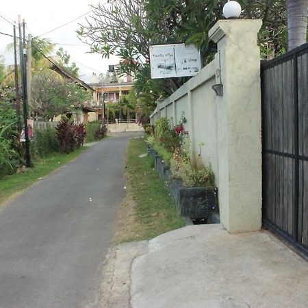 Lovina Kartika Villas מראה חיצוני תמונה