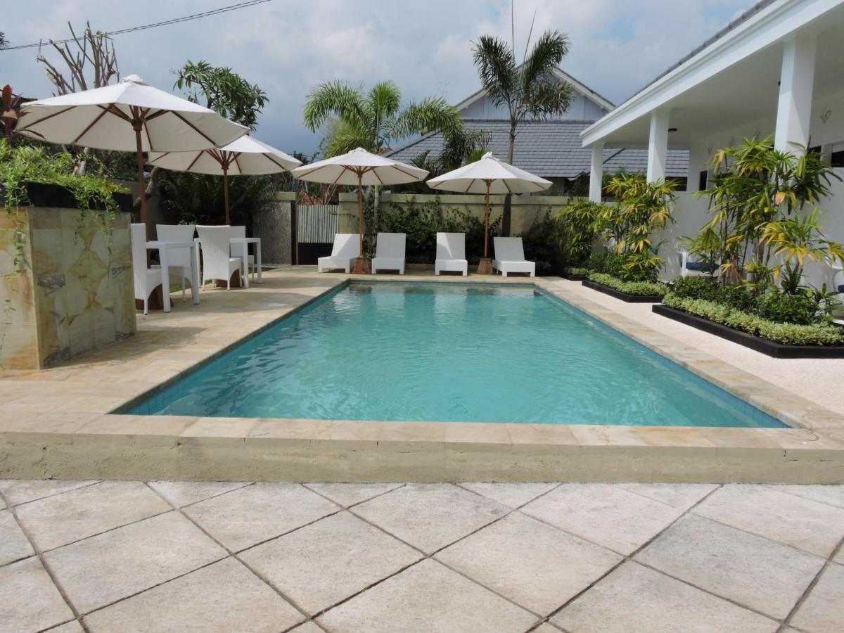 Lovina Kartika Villas מראה חיצוני תמונה