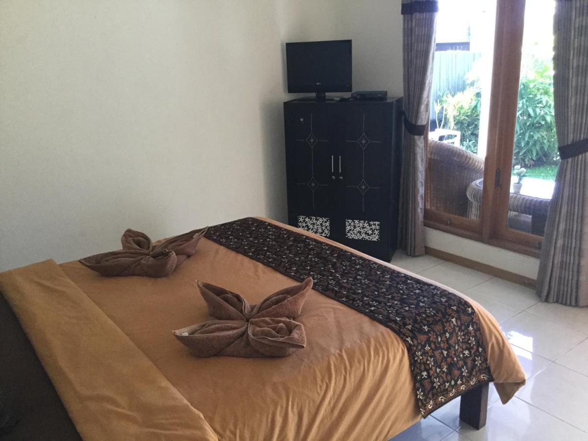 Lovina Kartika Villas מראה חיצוני תמונה
