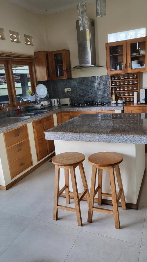 Lovina Kartika Villas מראה חיצוני תמונה