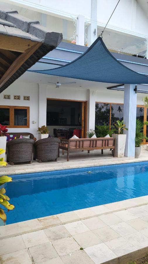 Lovina Kartika Villas מראה חיצוני תמונה
