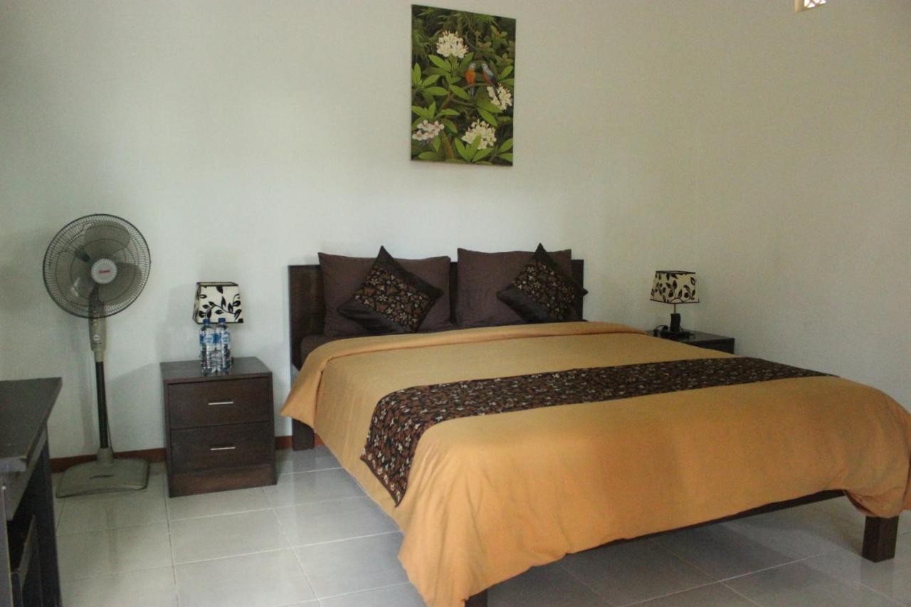 Lovina Kartika Villas מראה חיצוני תמונה