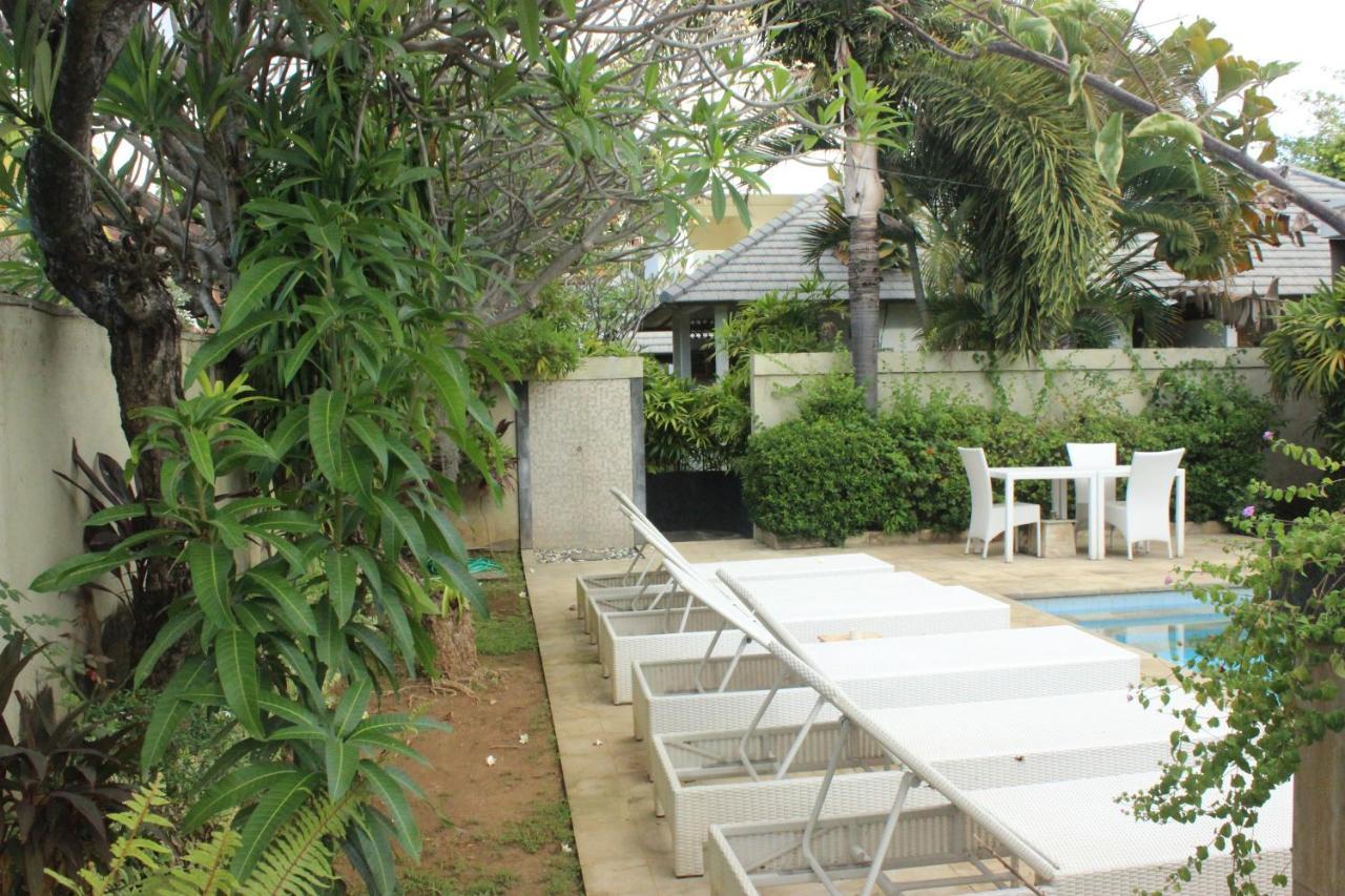 Lovina Kartika Villas מראה חיצוני תמונה