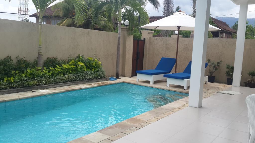 Lovina Kartika Villas חדר תמונה