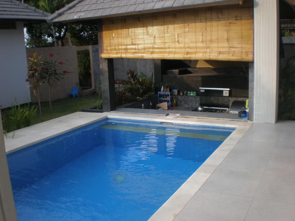 Lovina Kartika Villas חדר תמונה